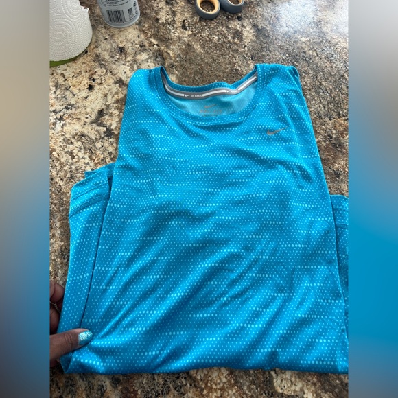 Nike Dri-FIT - Picture 1 of 6